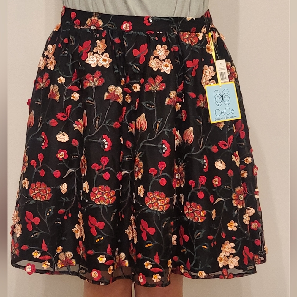 Embroidered floral skirt size 12
